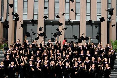 毕业了 财经专业学生的机遇与挑战